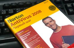 Norton Antivirus 2008  㓻    DVD-Box,         